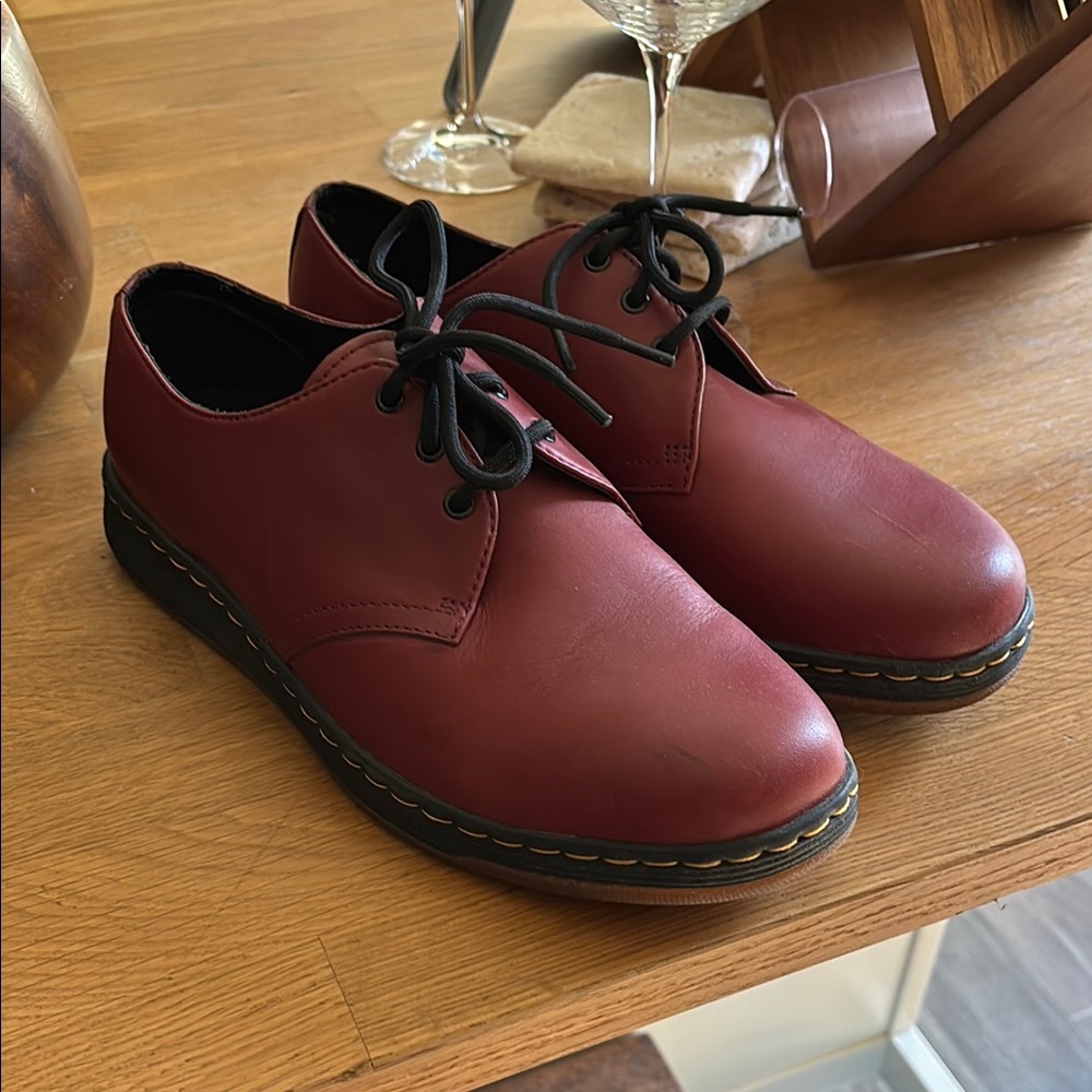 Dr. Martens Cavendish Cherry Red